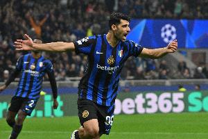 本赛季各项赛事都至少参与1粒进球，塔雷米是国米唯一一人